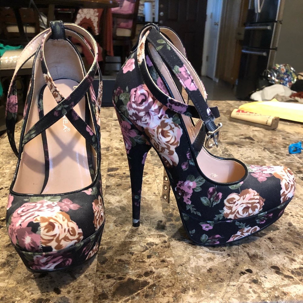 Andrea heels